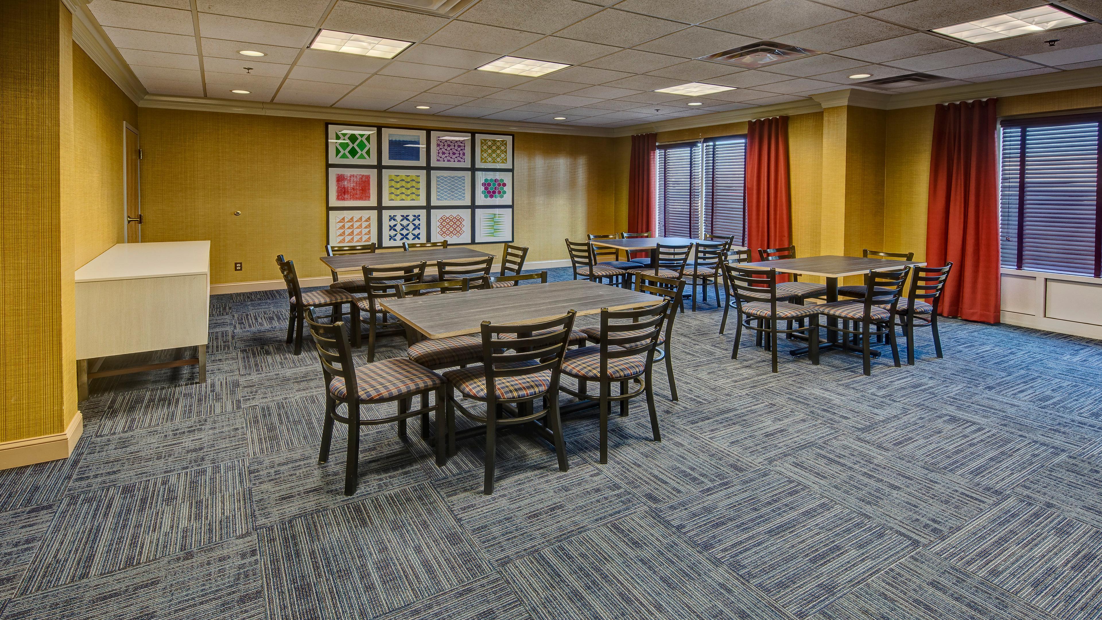 Holiday Inn Express Hotel & Suites London By Ihg Екстер'єр фото