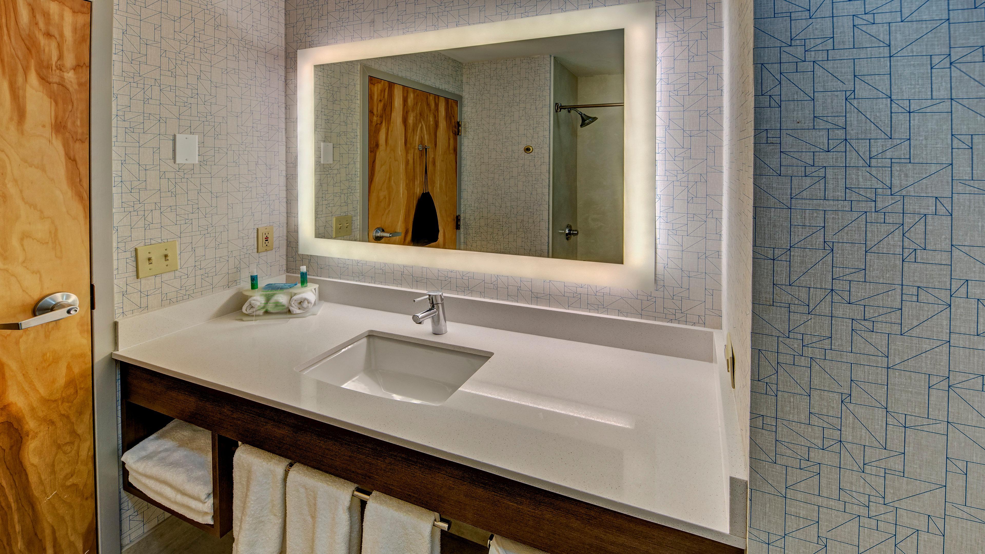 Holiday Inn Express Hotel & Suites London By Ihg Екстер'єр фото