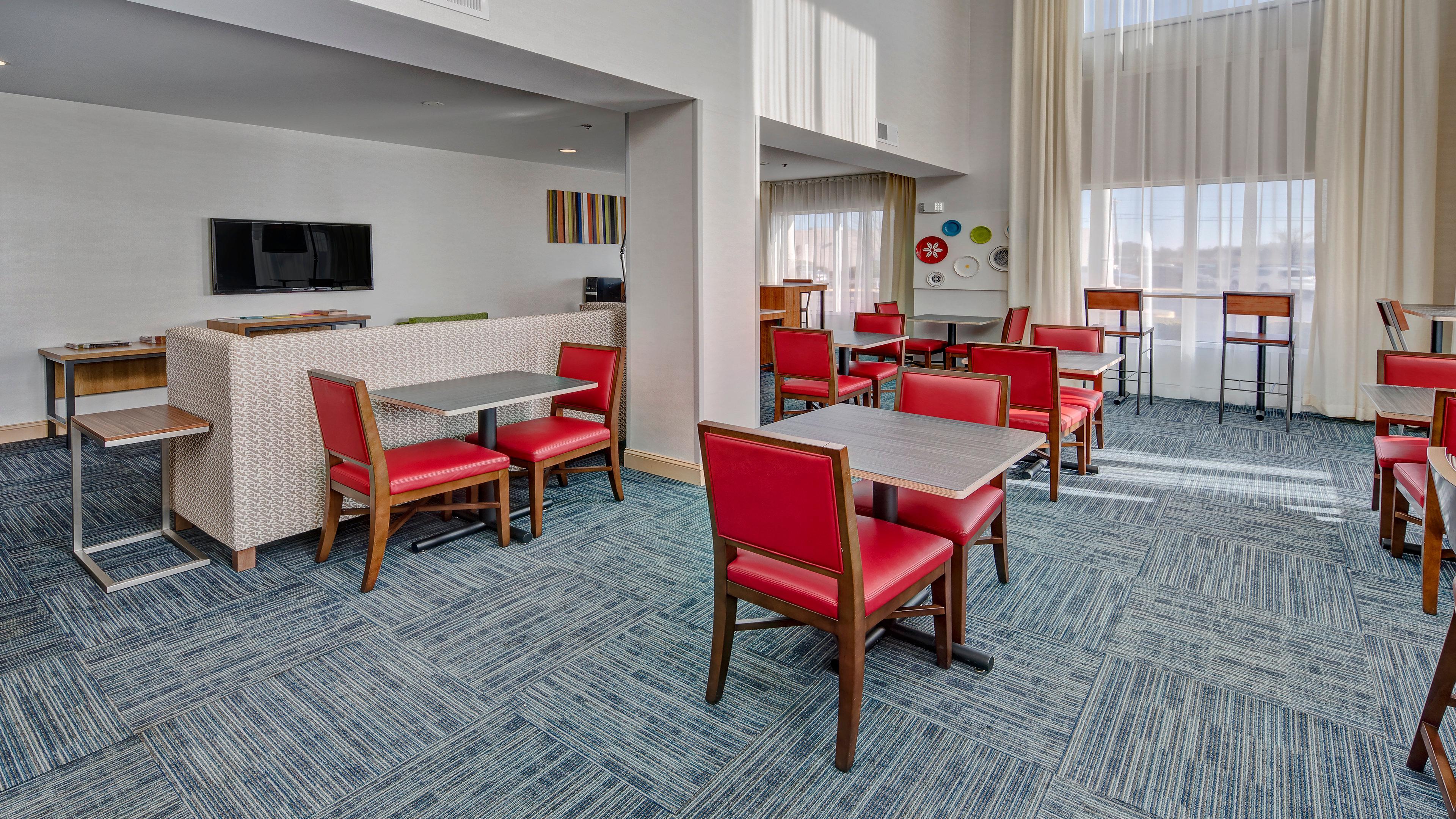 Holiday Inn Express Hotel & Suites London By Ihg Екстер'єр фото