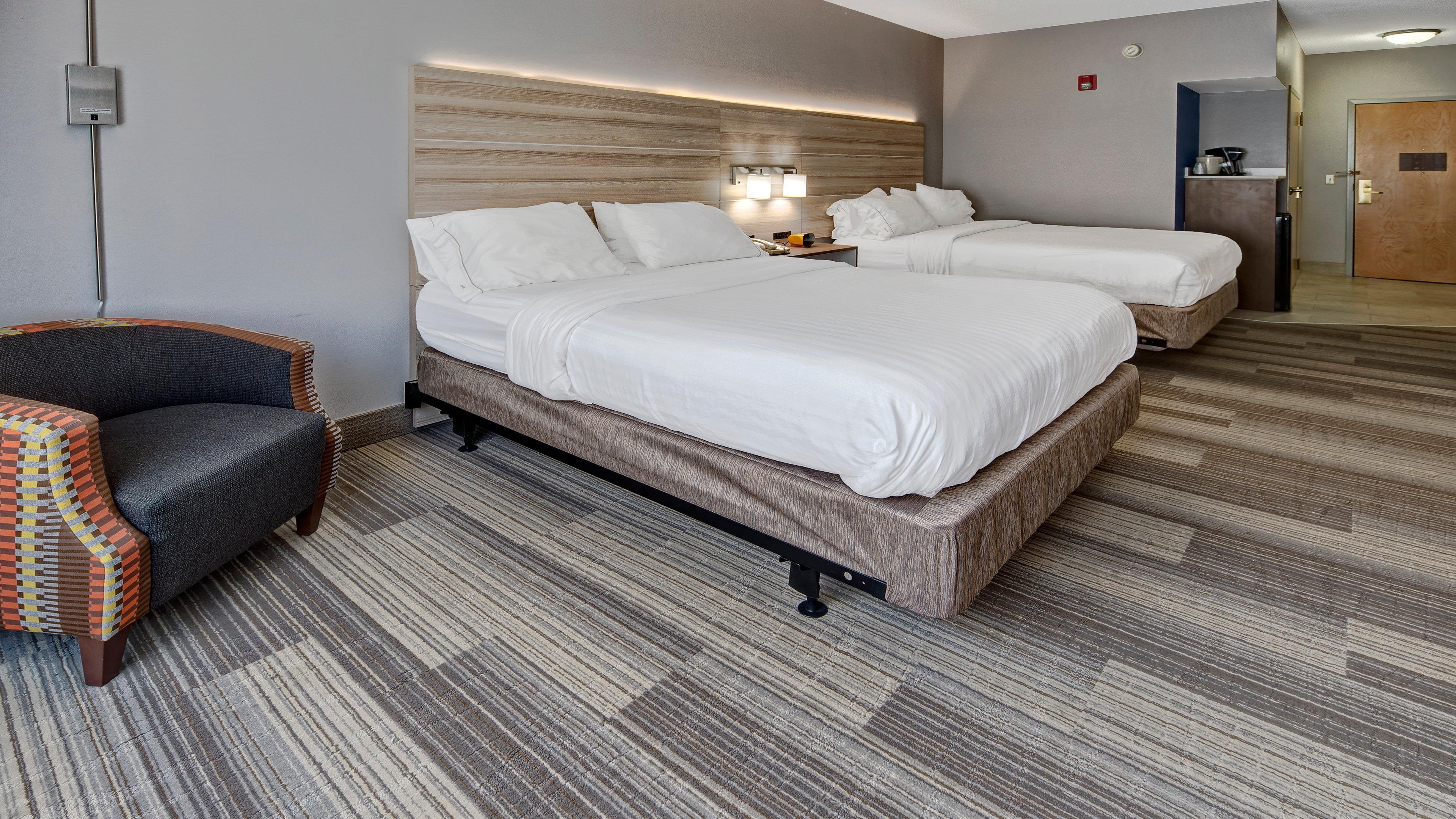 Holiday Inn Express Hotel & Suites London By Ihg Екстер'єр фото