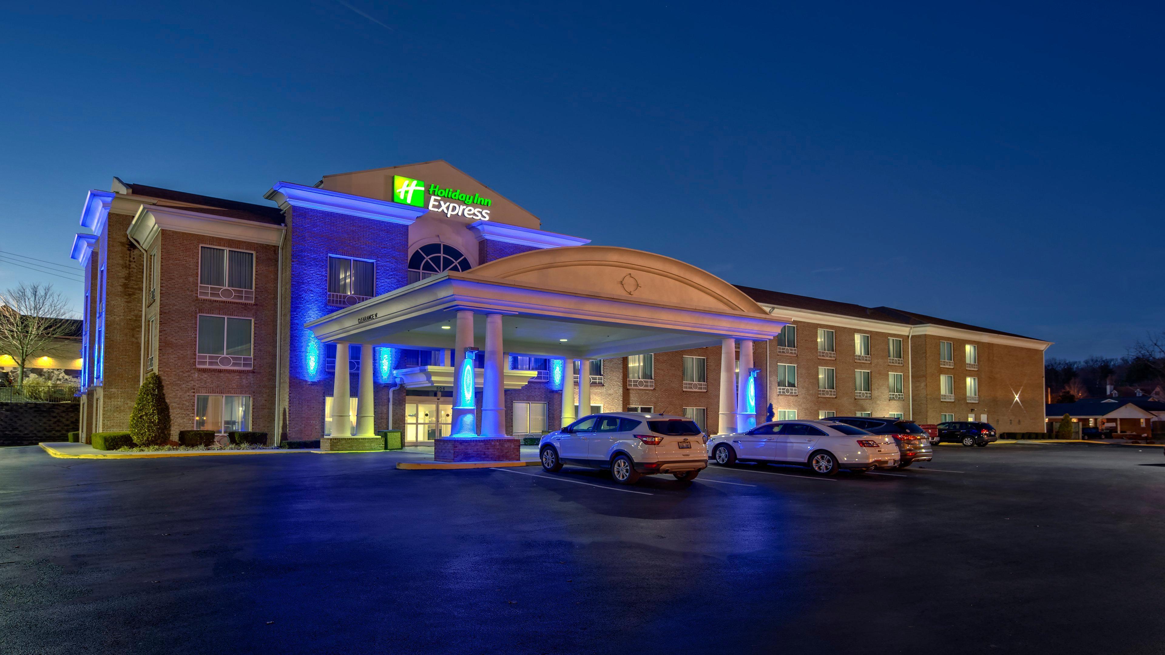 Holiday Inn Express Hotel & Suites London By Ihg Екстер'єр фото