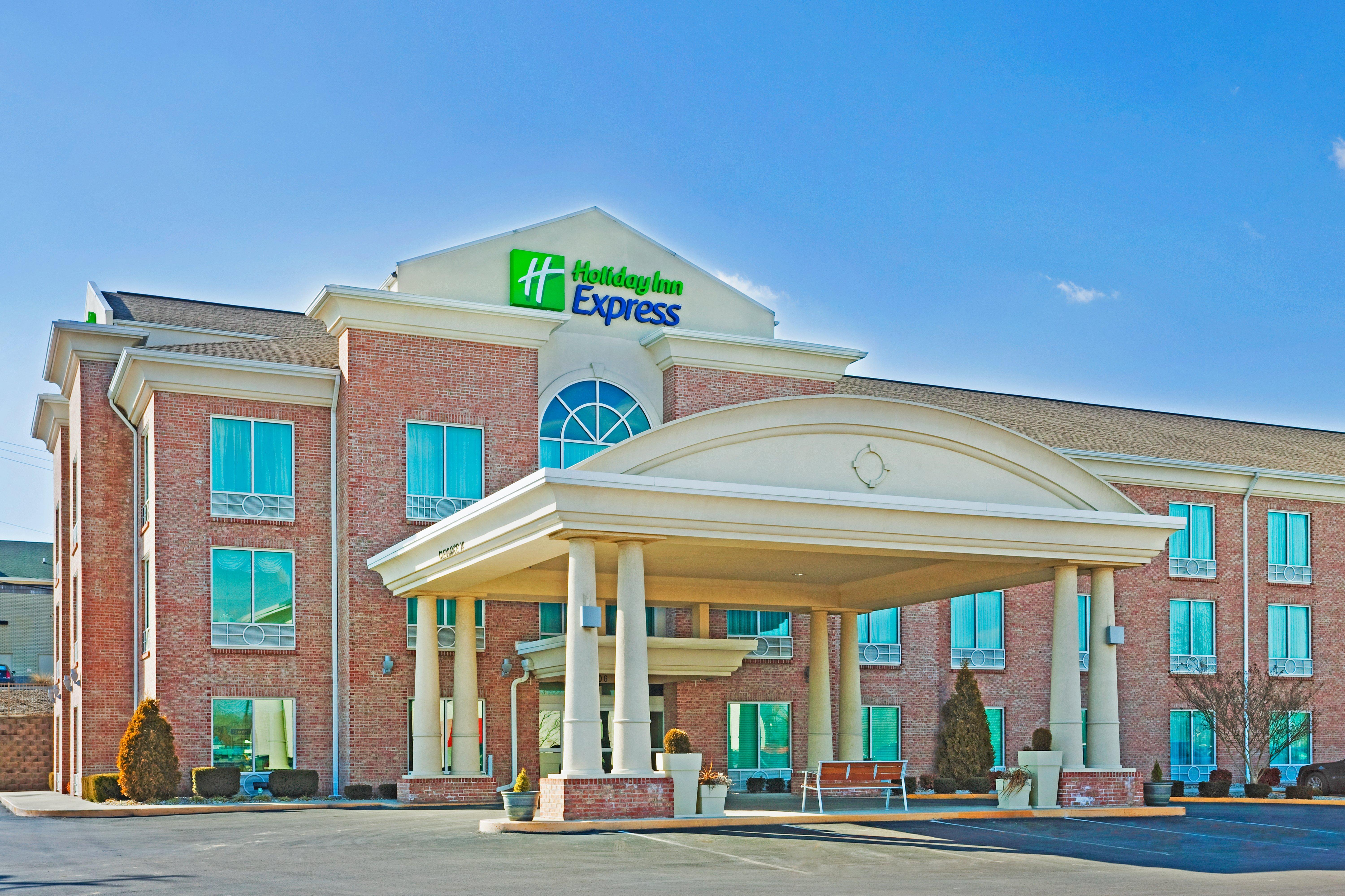 Holiday Inn Express Hotel & Suites London By Ihg Екстер'єр фото