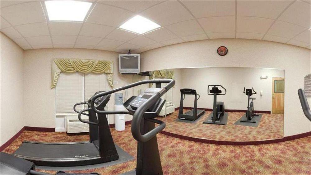 Holiday Inn Express Hotel & Suites London By Ihg Екстер'єр фото